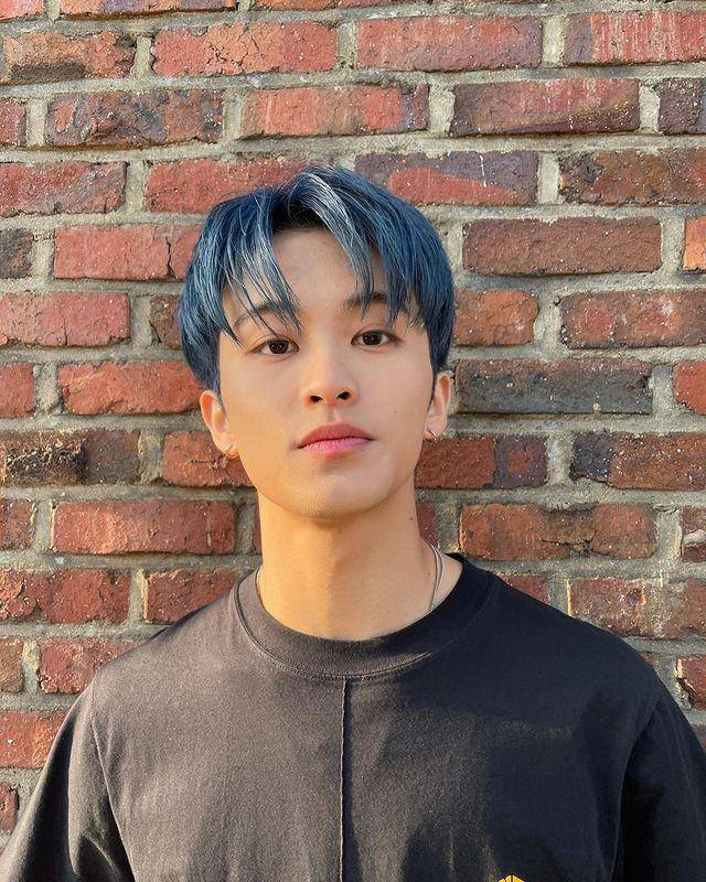 Mark NCT (instagram.com/onyourm__ark)