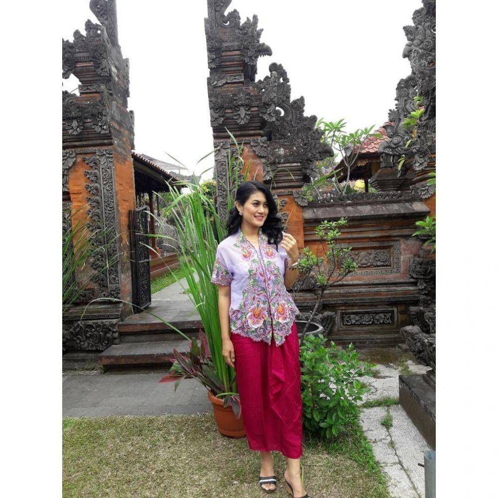 Ayu Inten (idntimes.com/putri-aisya-1)