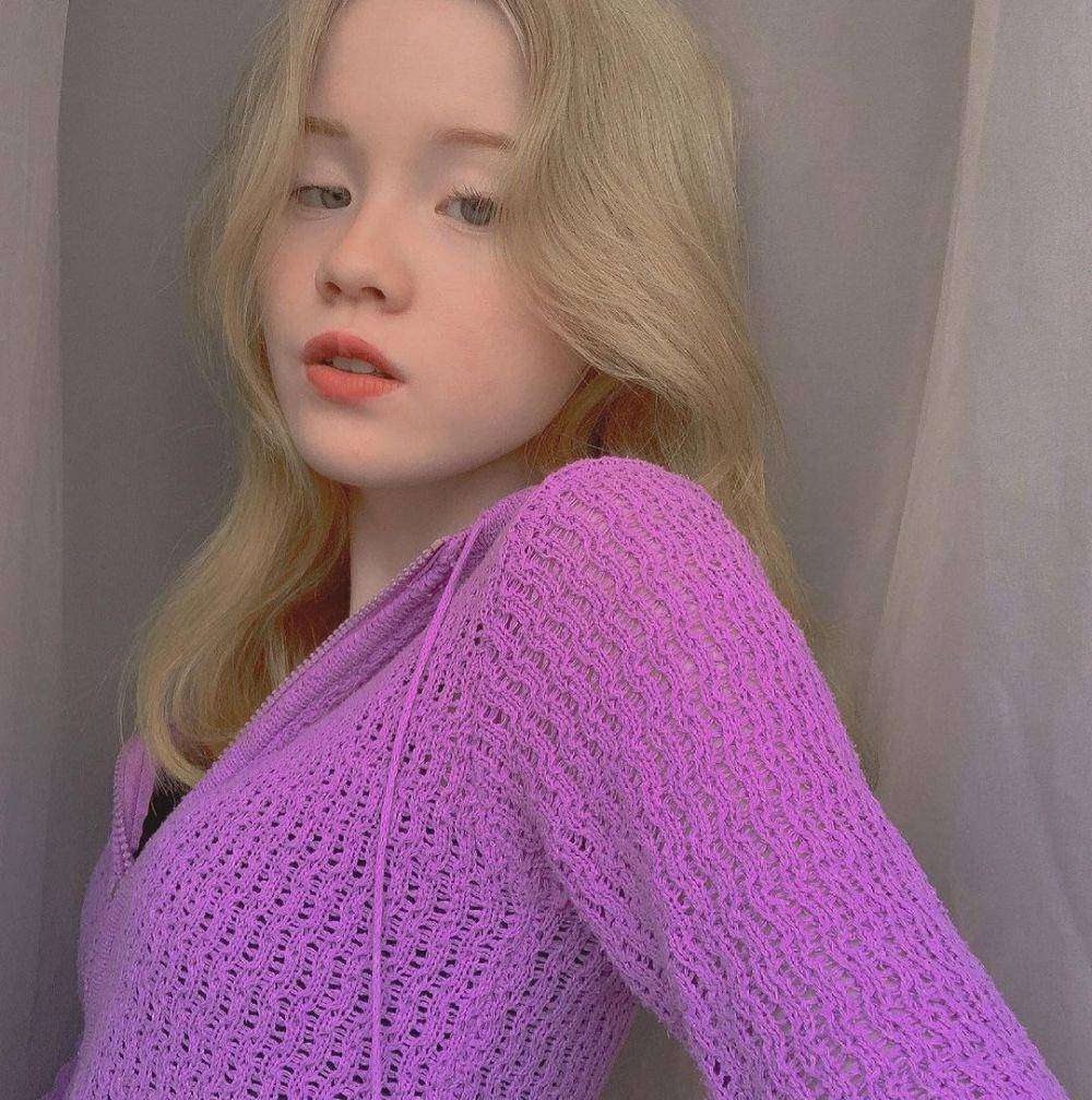 Anindhita Asmarani, seleb TikTok albino (instagram.com/asmaraninn)