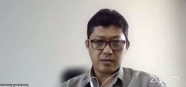 Dosen Fakultas Hukum Universitas Airlangga, Herlambang P. Wiratraman (Tangkapan layar YouTube LP3ES)