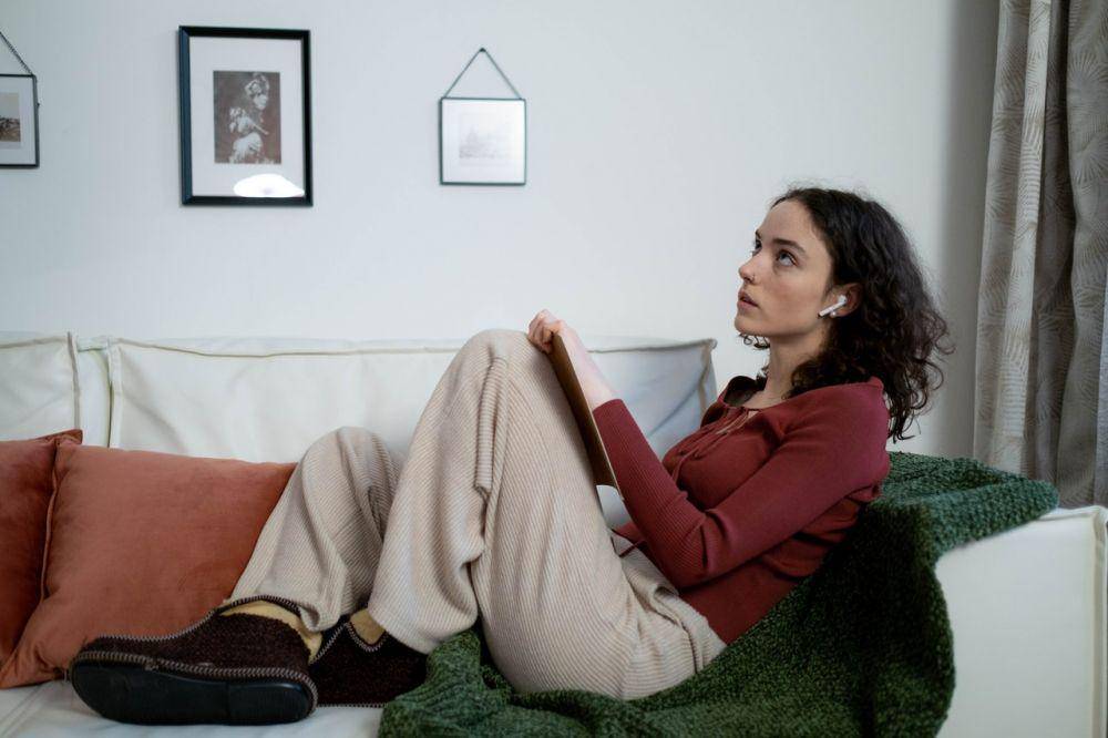 Tanyakan pada diri sendiri, apa kamu memiliki komitmen untuk itu? (Pexels.com/cottonbro)