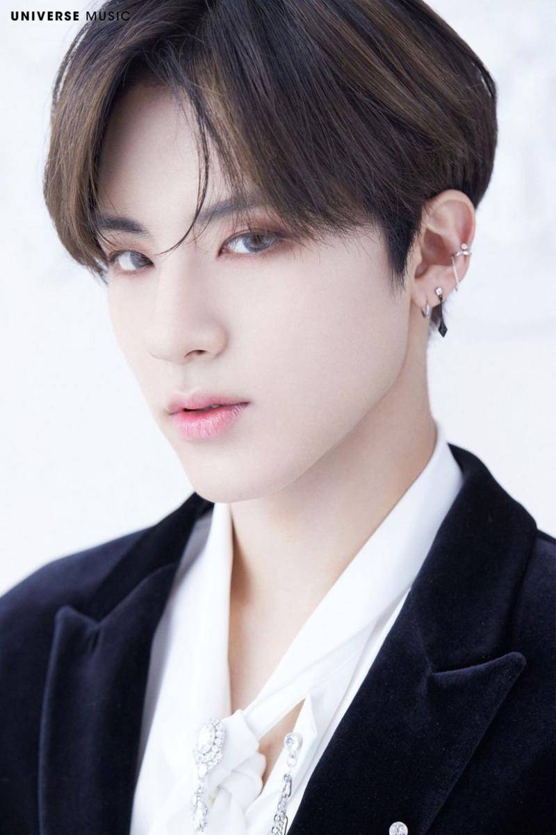 The Boyz dalam foto konsep Drink It (dok. Cre.Ker Entertainment)
