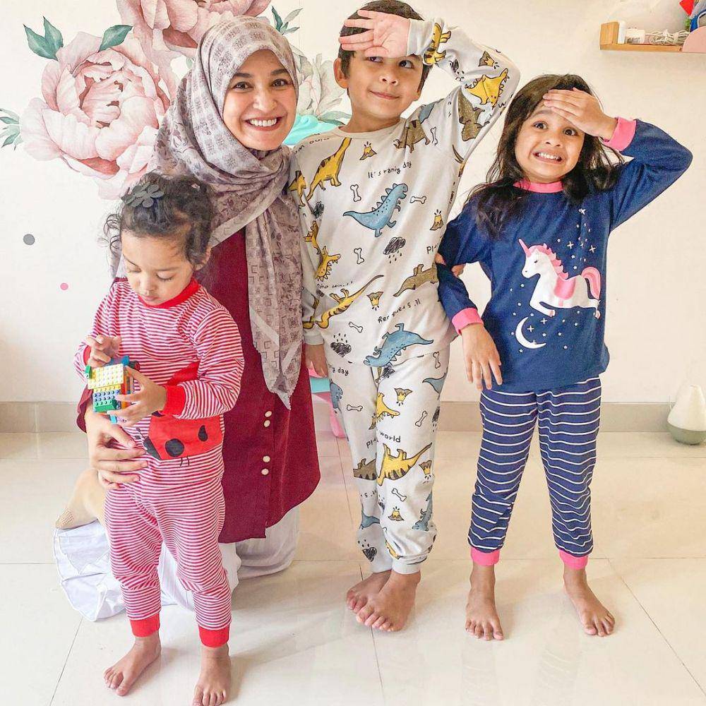 Shireen Sungkar dan anak (instagram.com/shireensungkar)