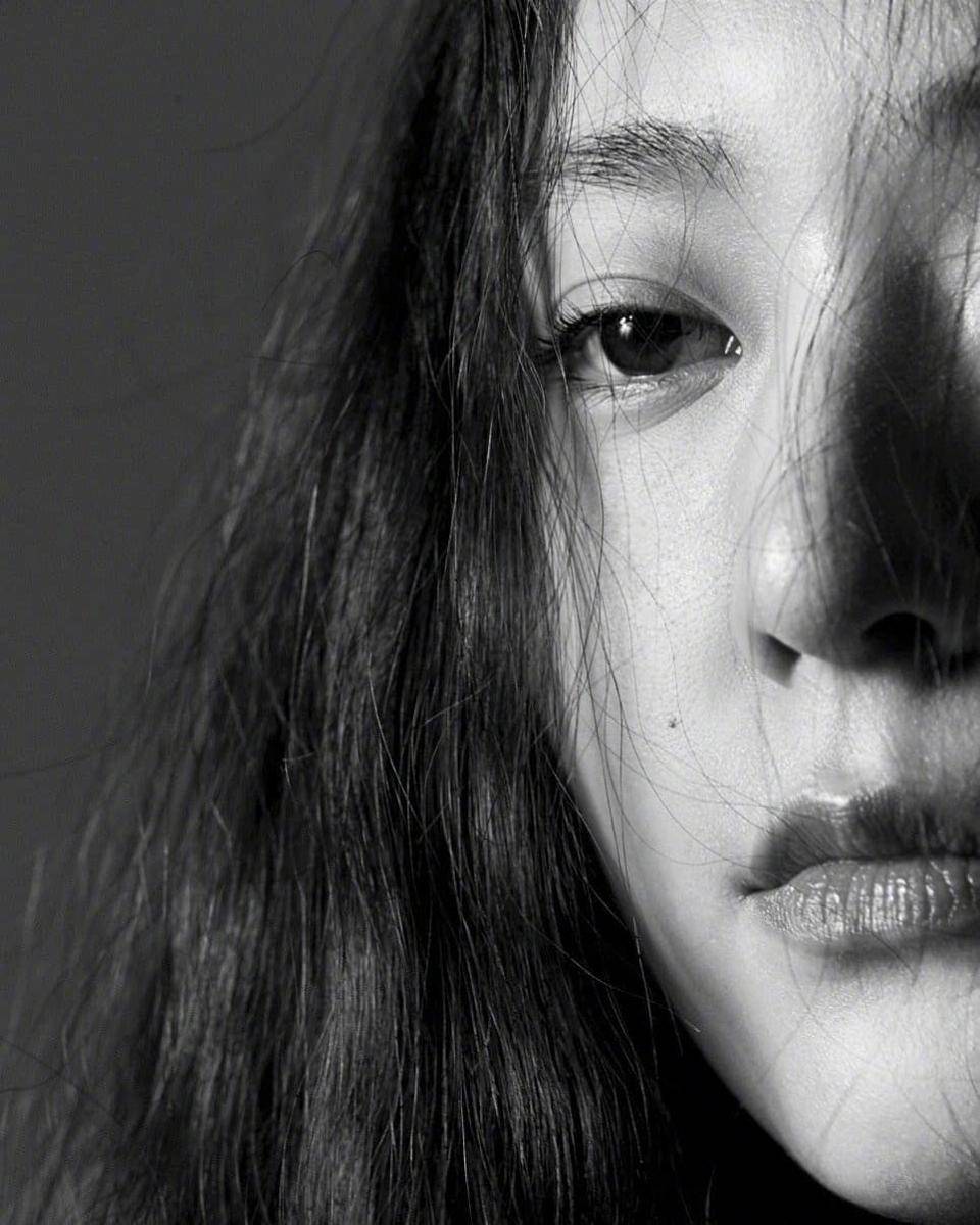 Potret close up Krystal Jung (instagram.com/krystalfx__jsj)