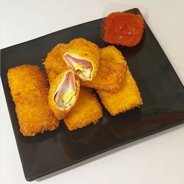 Risol mayo (instagram.com/auntiekathyskitchen)