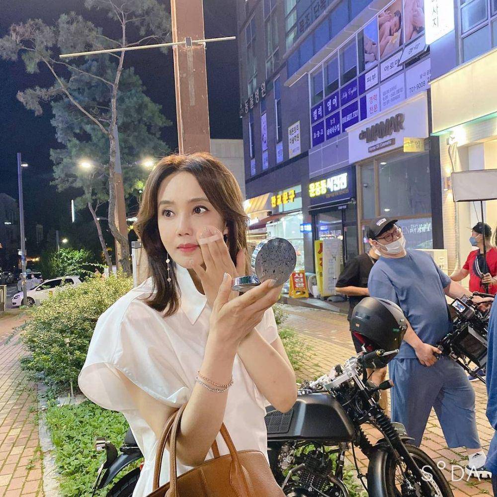 Oh Hyun Kyung (instagram.com/oh_hyunkyung)