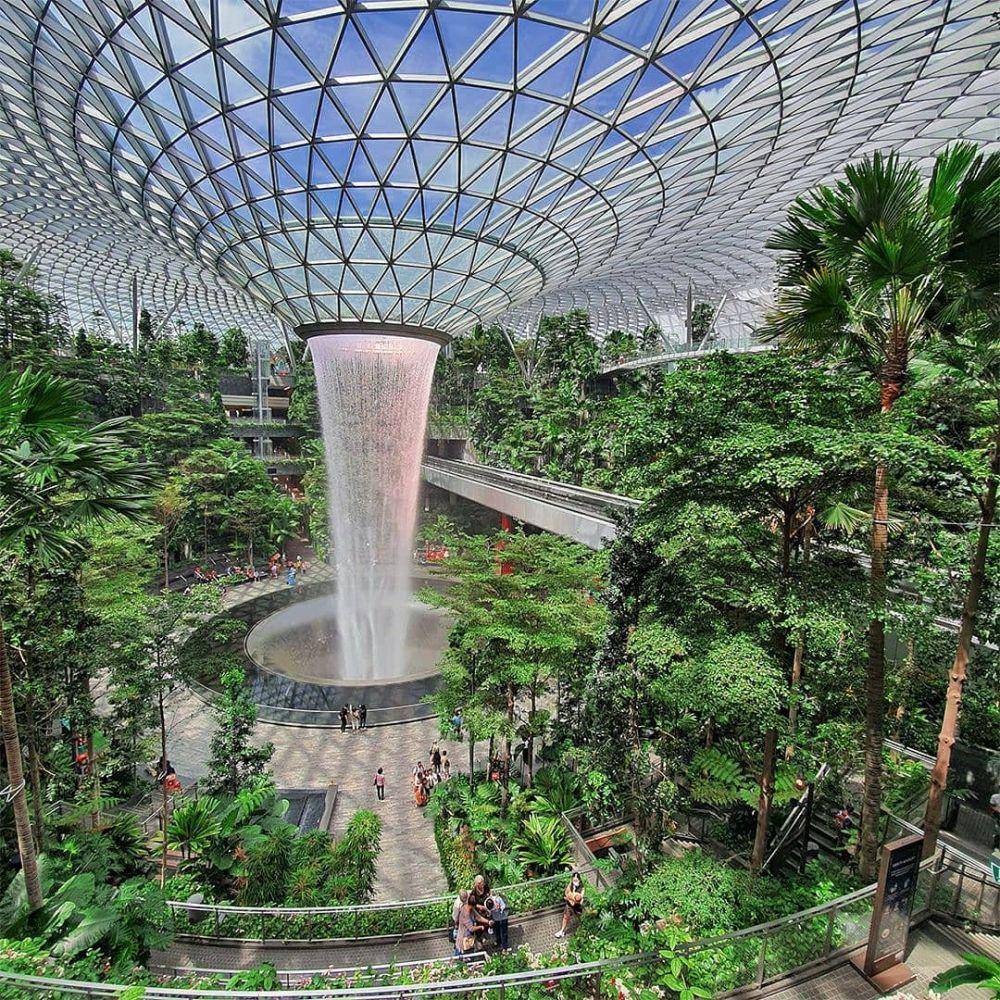 Jewel Changi Airport (instagram.com/jewelchangiairport)