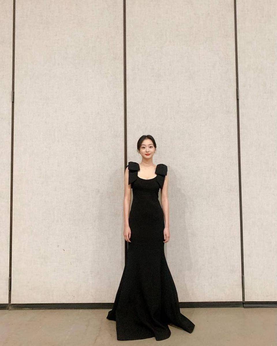 Kim Da Mi (instagram.com/d_a___m_i)