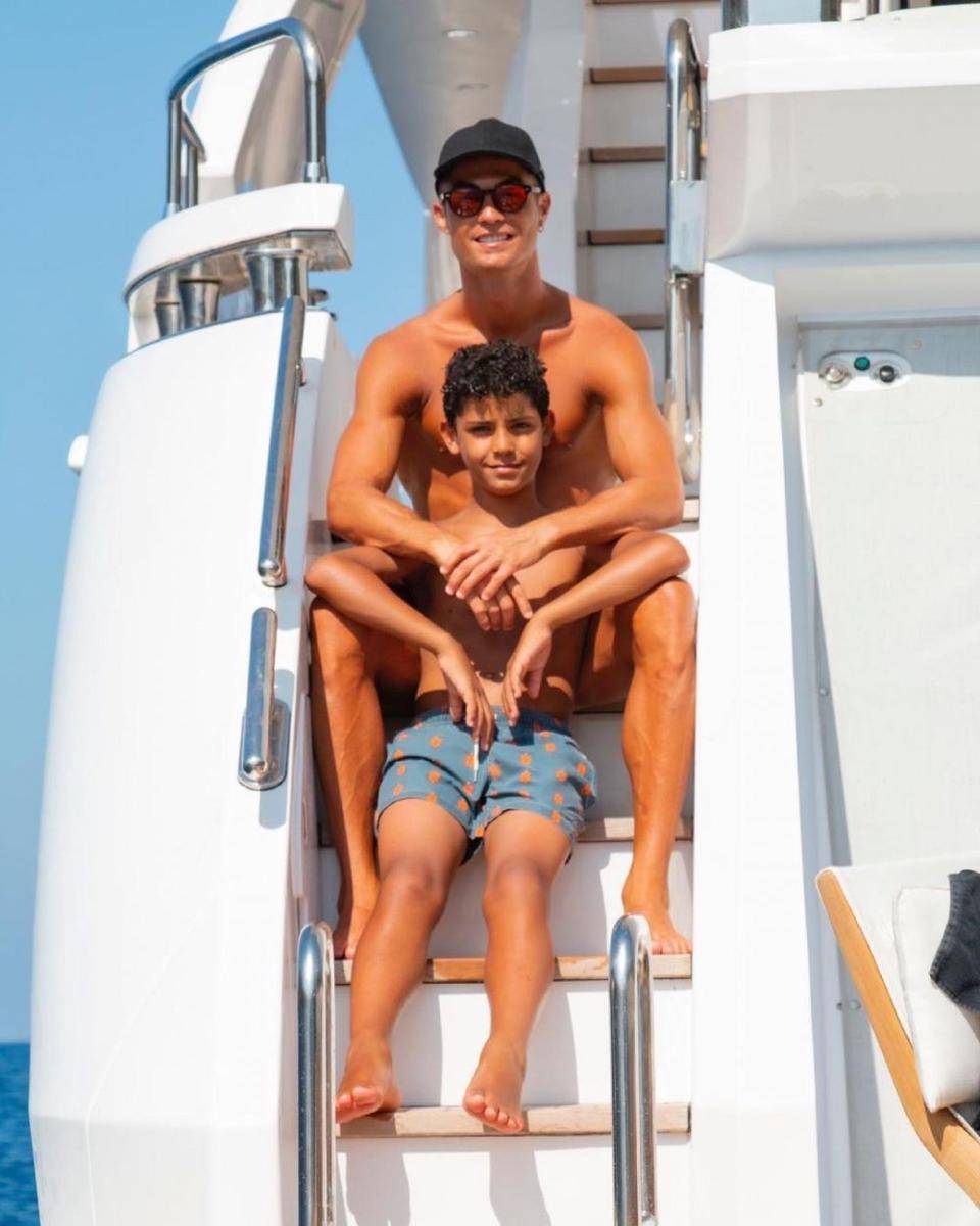 Cristiano Ronaldo (instagram.com/cristiano)