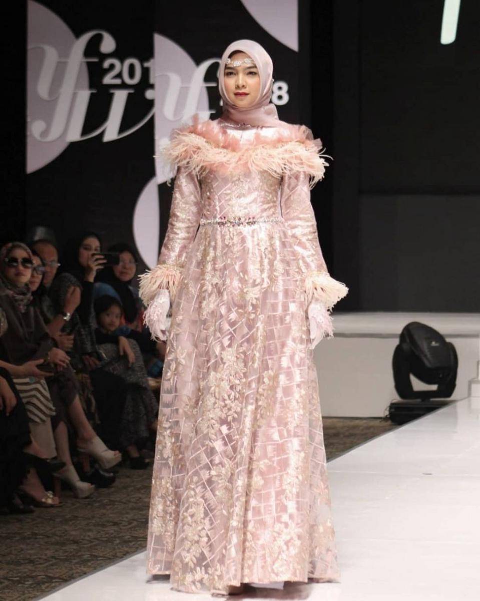 Yosie Anggereni (instagram.com/ochieanggereni/)