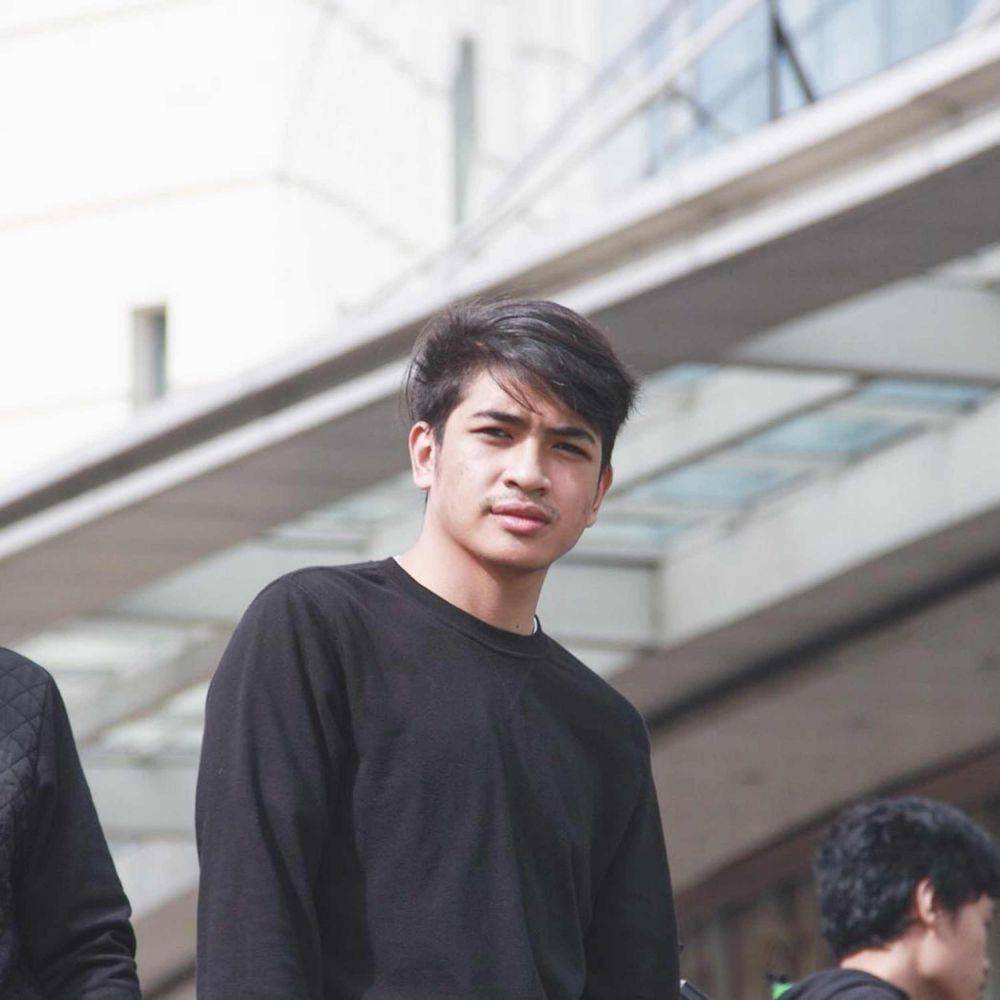 Artis dengan nama Muhammad (Wirasj via Instagram.com/fachrimuhammad18/)