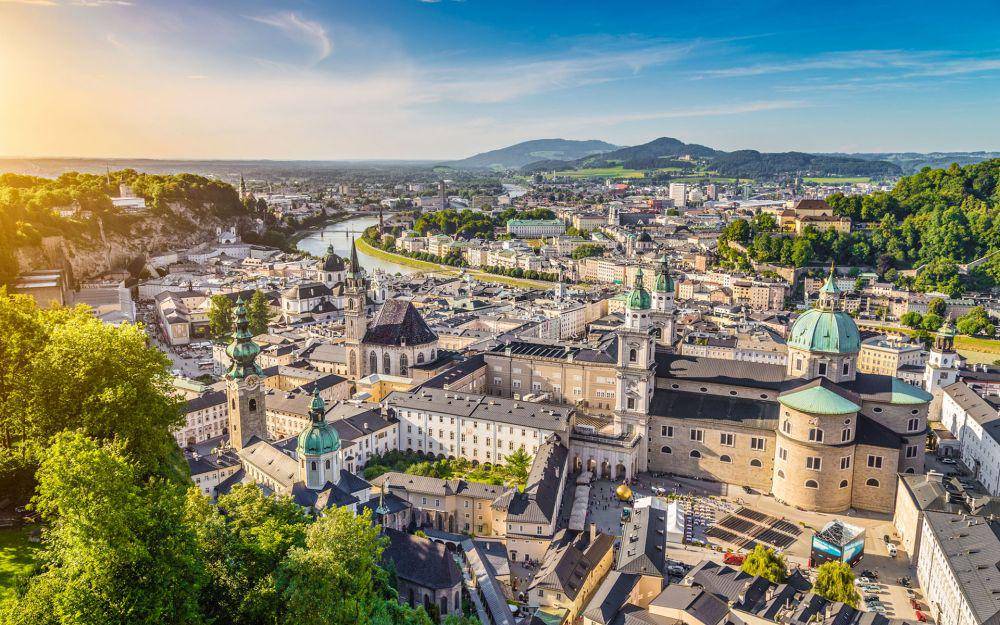 Kota Salzburg di Austria. (alphacoders.com)