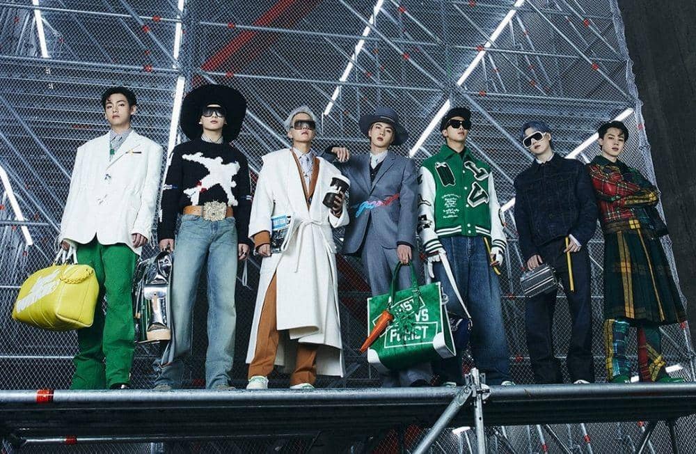 Keren Abis, Ini 9 Gaya BTS di Fashion Show Louis Vuitton