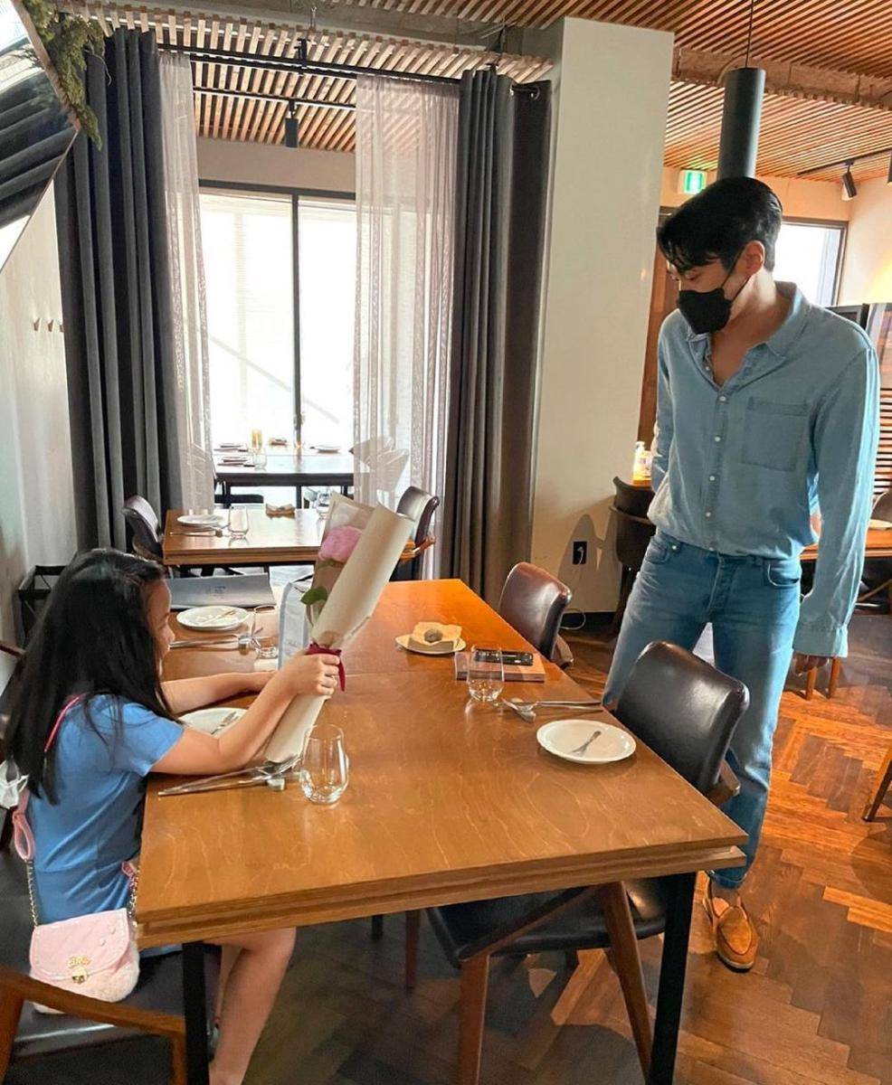 ootd Choi Siwon (instagram.com/siwonchoi)
