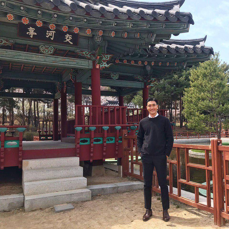 ootd Choi Siwon (instagram.com/siwonchoi)