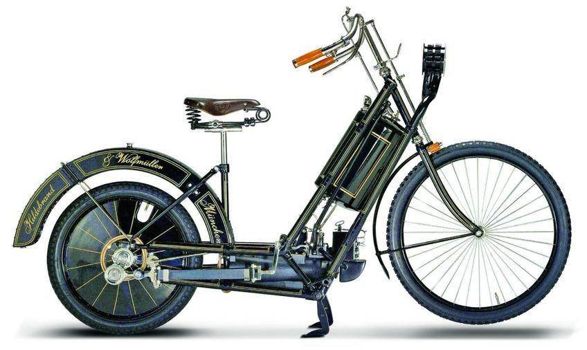 Motor pertama di Indonesia (hemmings.com)