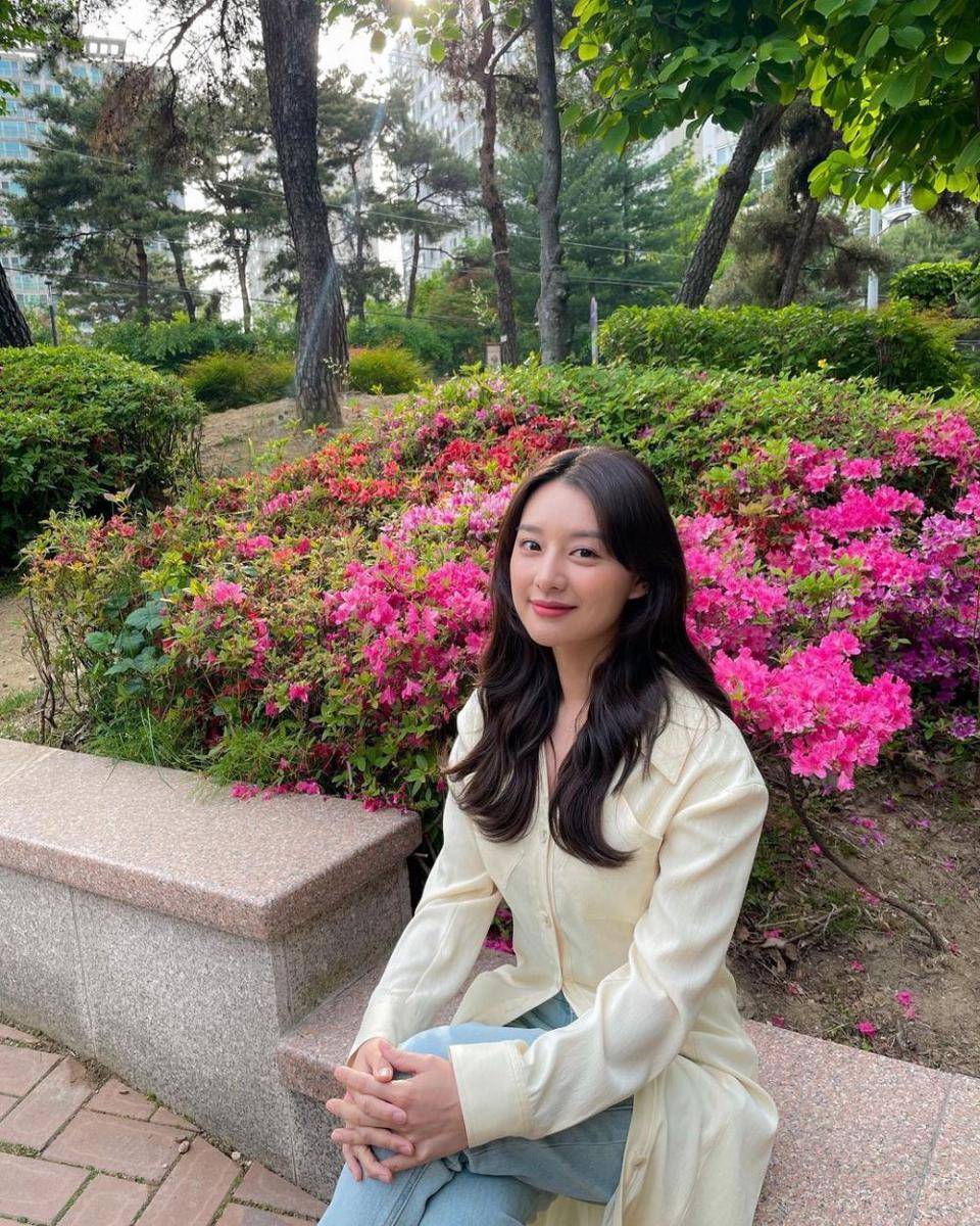 Kim Ji Won (instagram.com/geewonii_pr_crew)