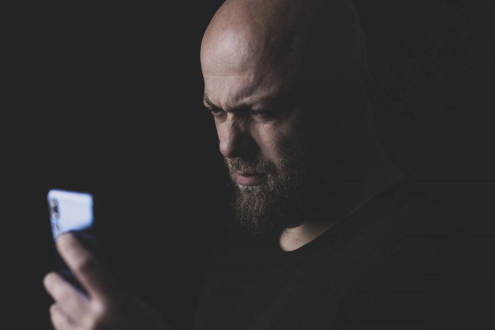 Ilustrasi Rambut Botak(unsplash/engin akyurt)
