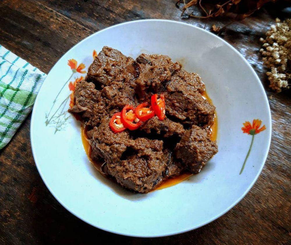 Rendang hati (instagram.com/henywidy)