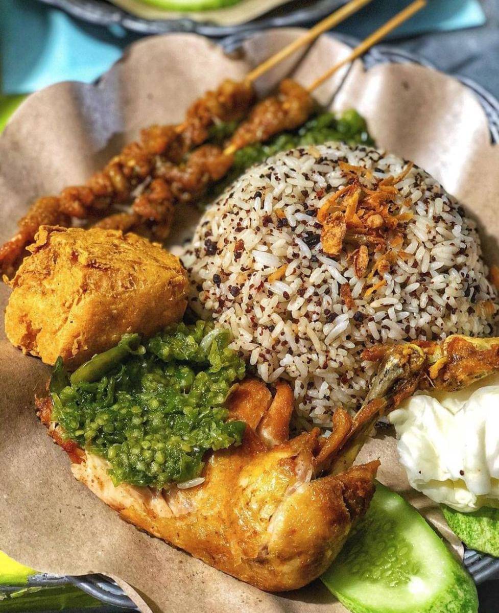 Nasi tutug oncom (instagram.com/kuliner_bekasi)