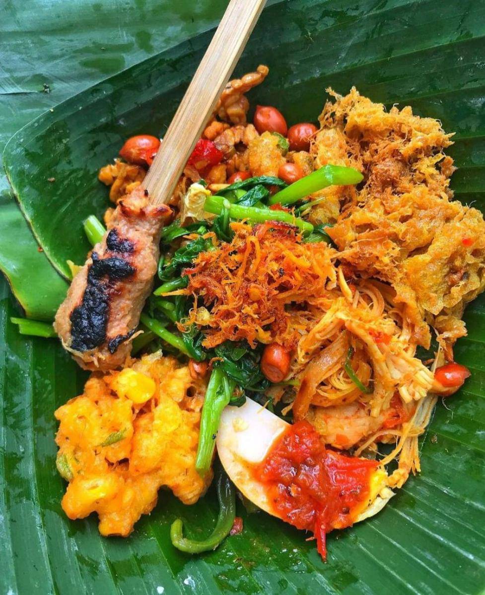 Nasi jinggo (instagram.com/warungkayumanisbali)