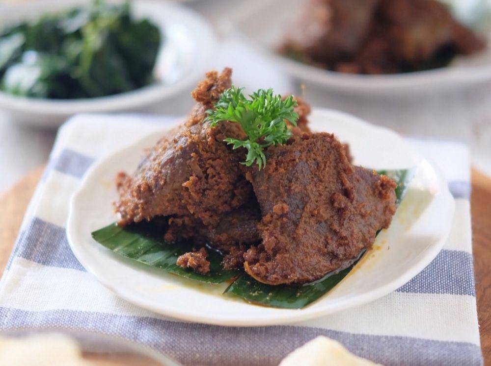 Rendang daging sapi (instagram.com/jakartahalalfood_diary)