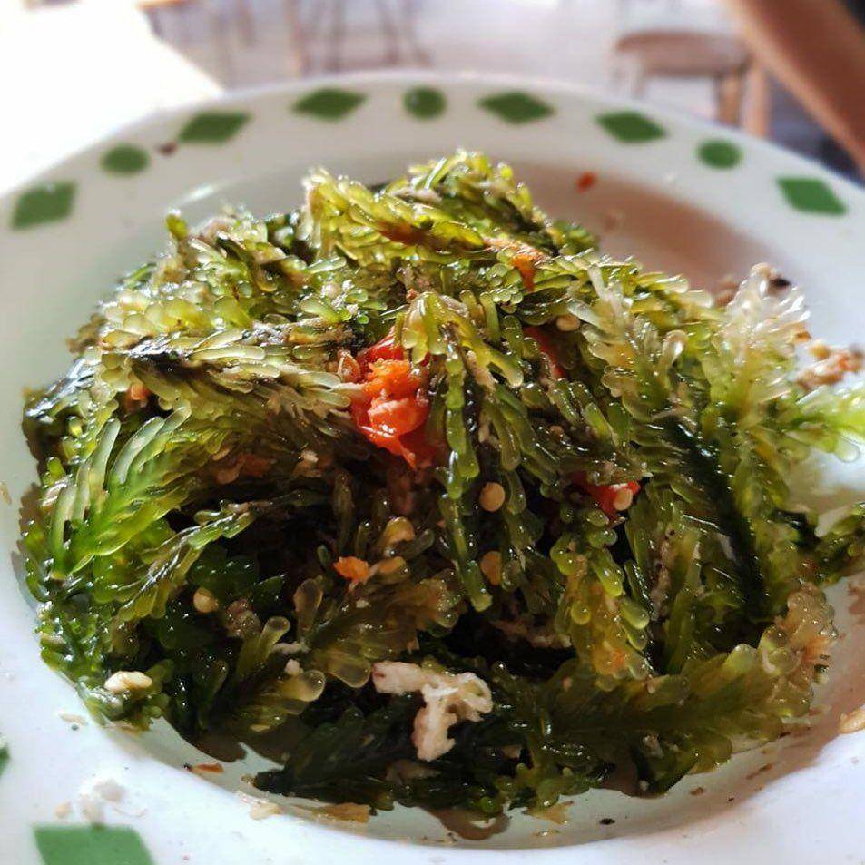 rujak bulung (instagram.com/warung_men_gege)