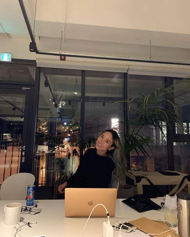 Leah Kim (instagram.com/leahkimt)