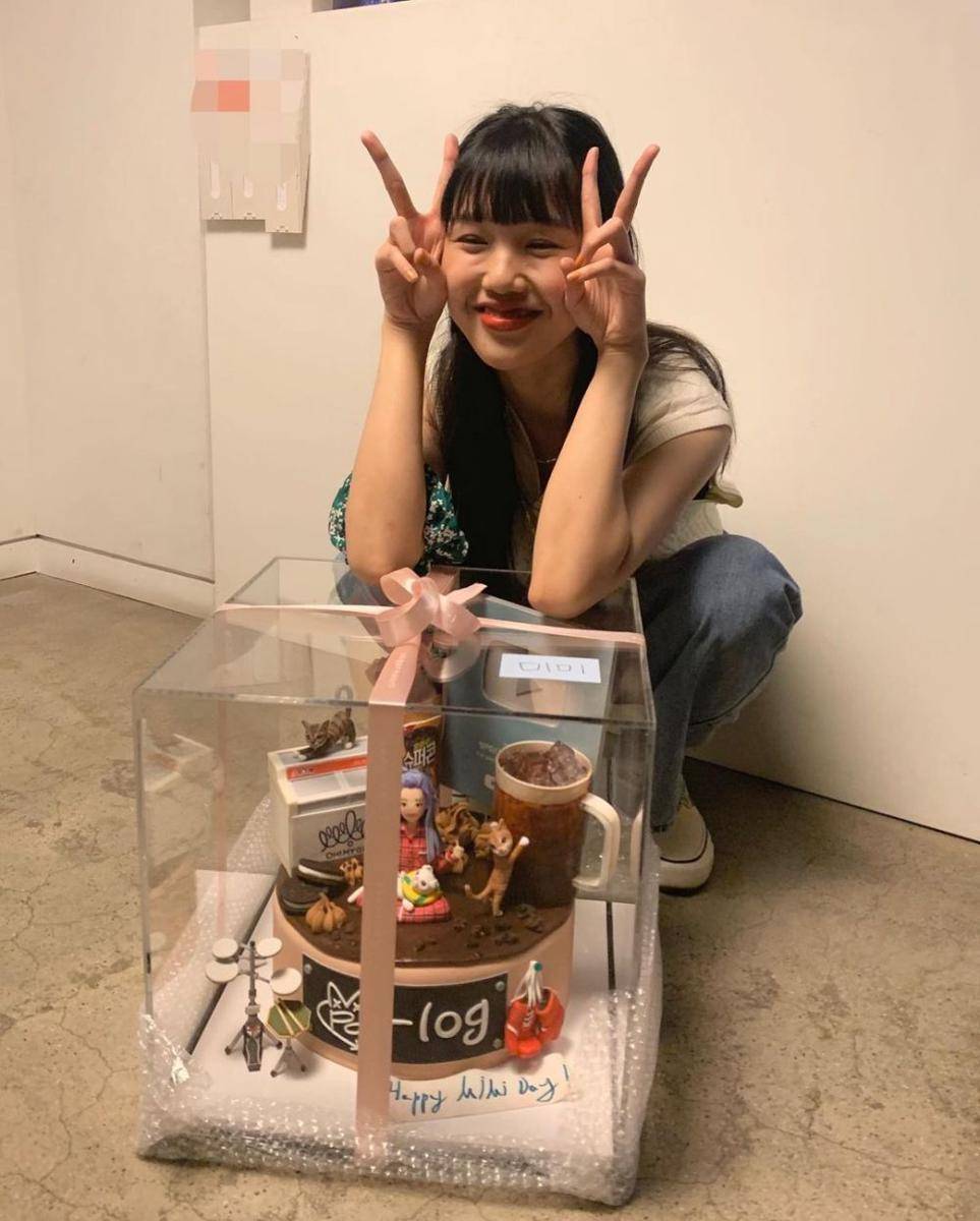 Mimi Oh My Girl (instagram.com/mimmiiiya)