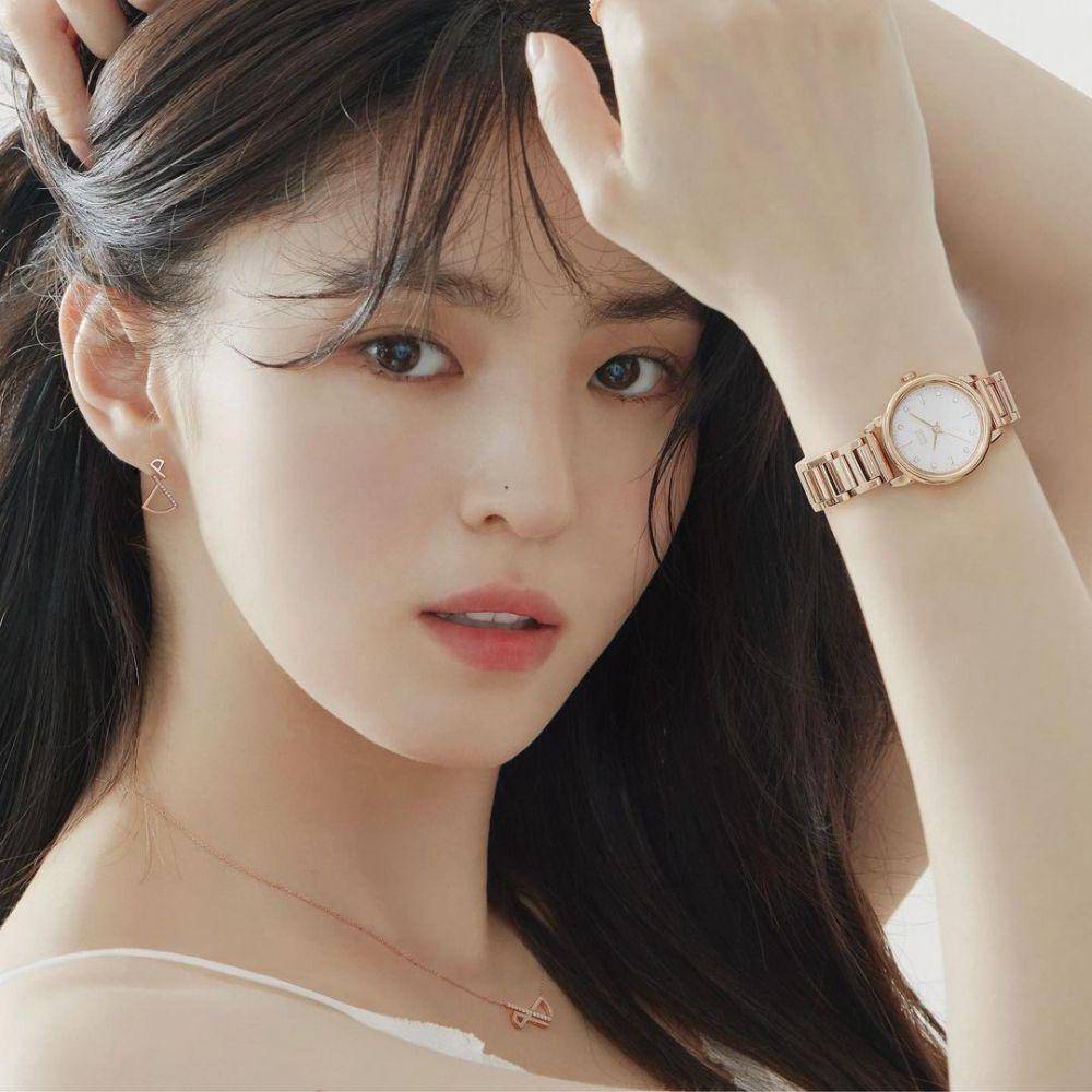 Han So Hee (instagram.com/xeesoxee)