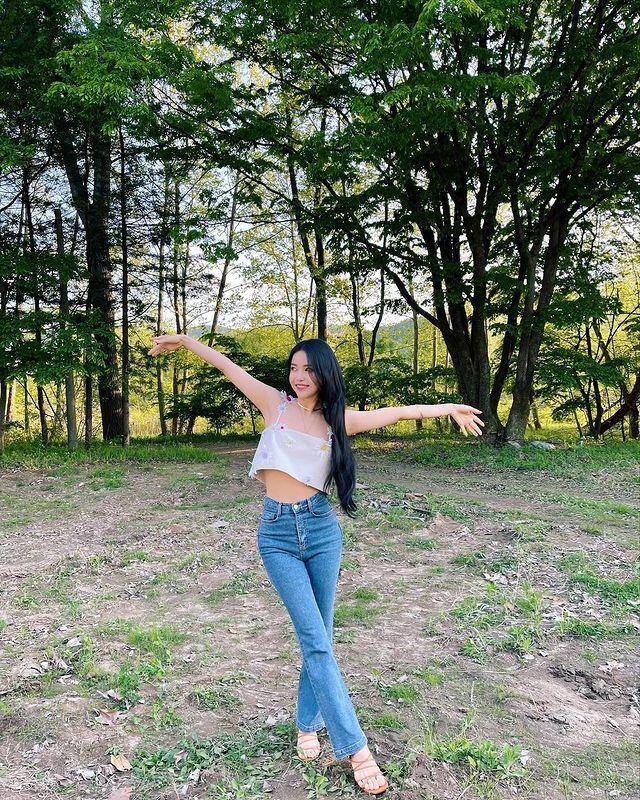 Solar MAMAMOO (instagram.com/solarkeem)