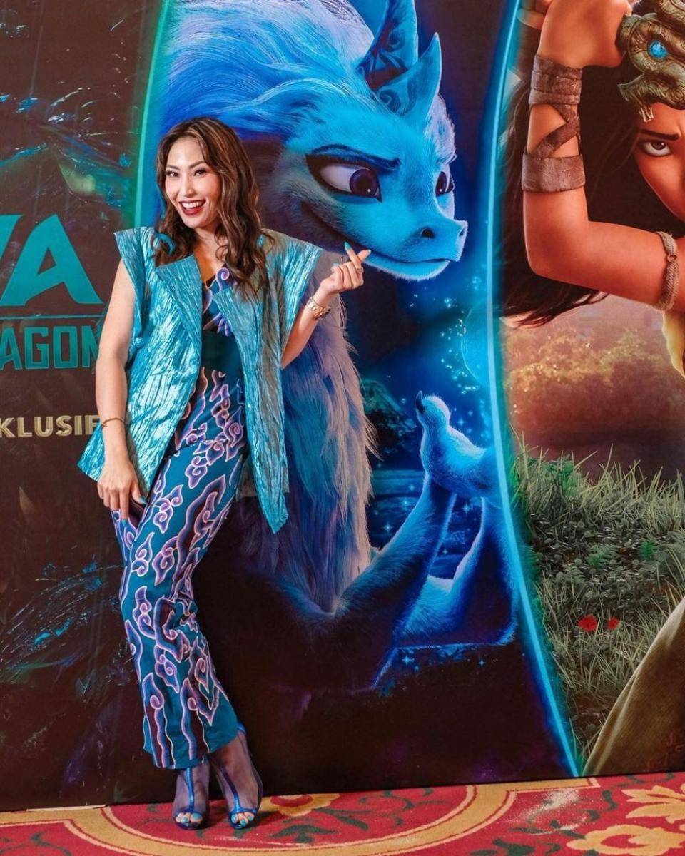 Ayu Dewi (instagram.com/wanda_haraa)