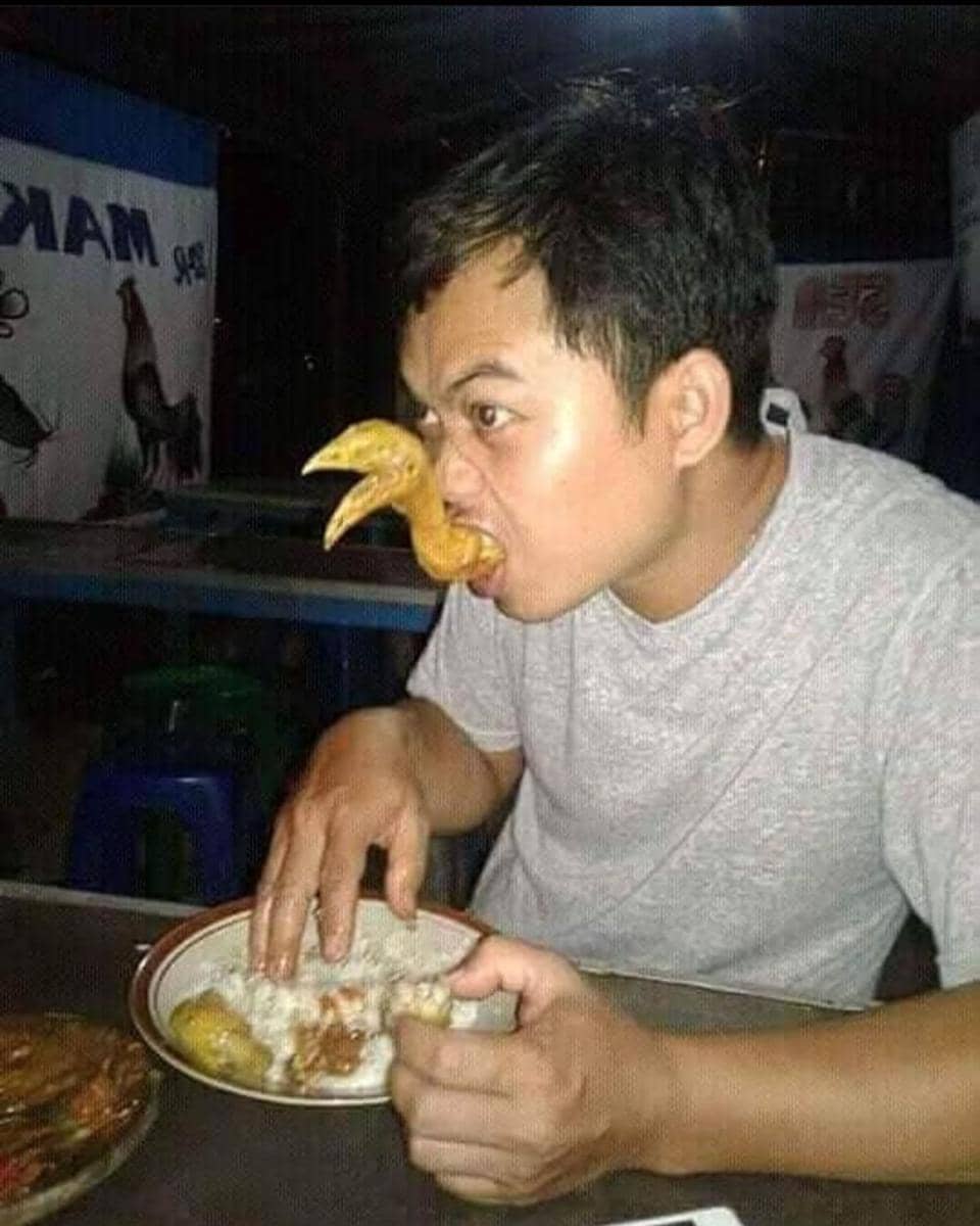 aksi kocak bikin ngakak saat makan (instagram.com/duhreceh.id)