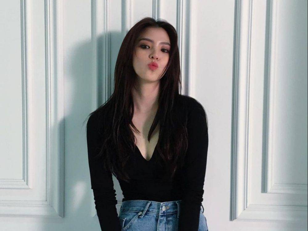Han So Hee (instagram.com/xeesoxee)