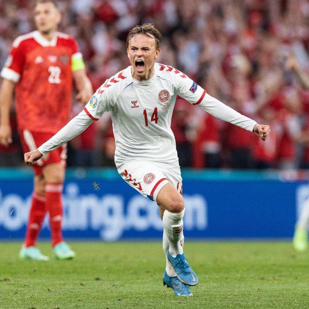 Mikkel Damsgaard dalam sebuah laga di Piala Eropa 2020 (instagram.com/mikkeldamsgaard00)