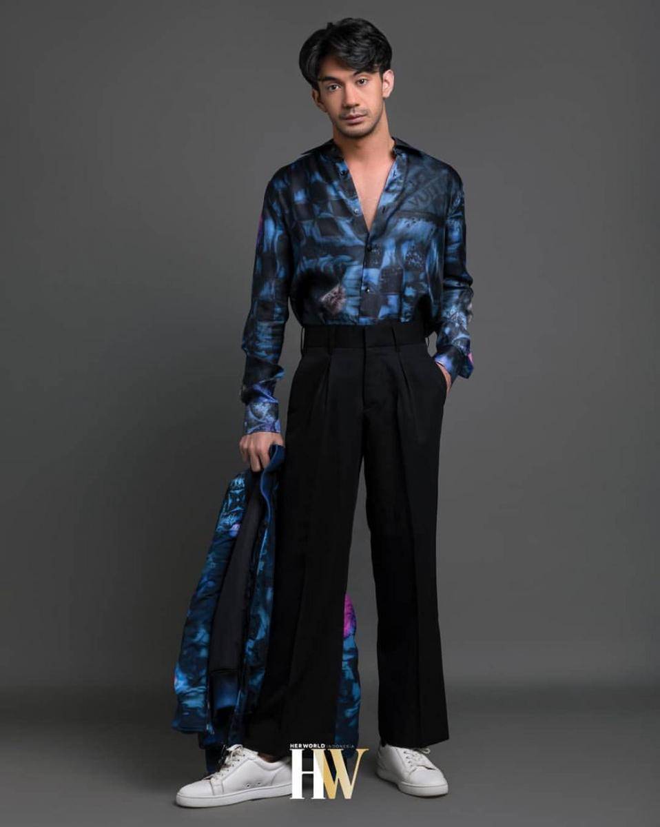 Reza Rahadian (instagram.com/officialpilarez)