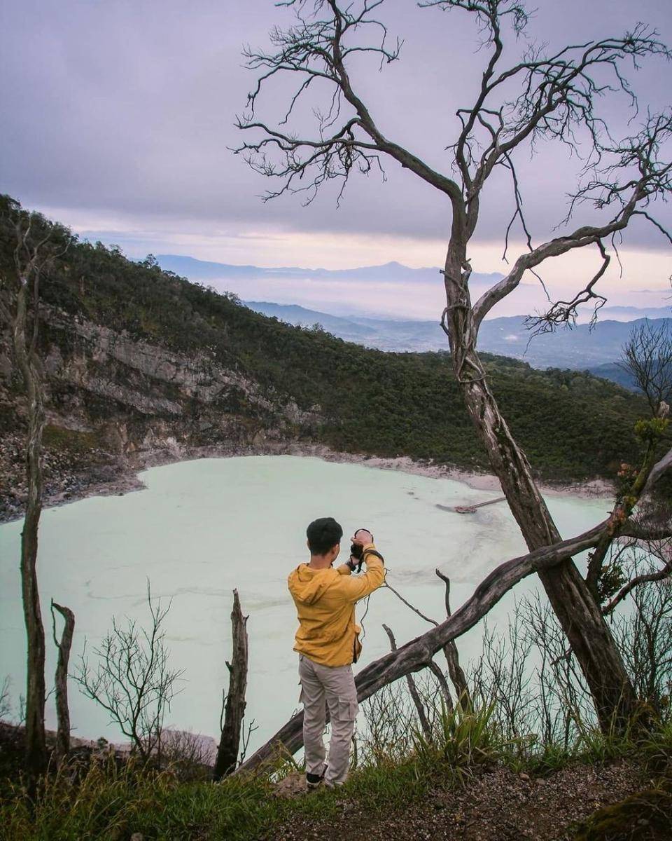 (instagram.com/naddzif)
