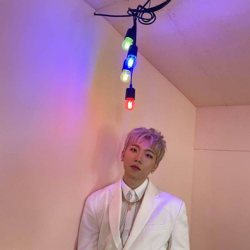Artis Korea positif COVID-19 (Instagram.com/d_crunch_official)