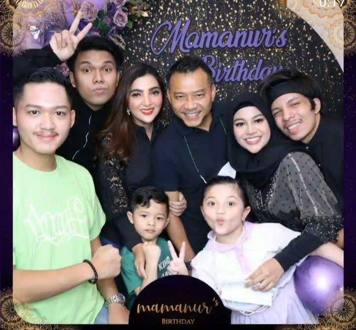 Aurel dan keluarga (instagram/ashanty_ash)