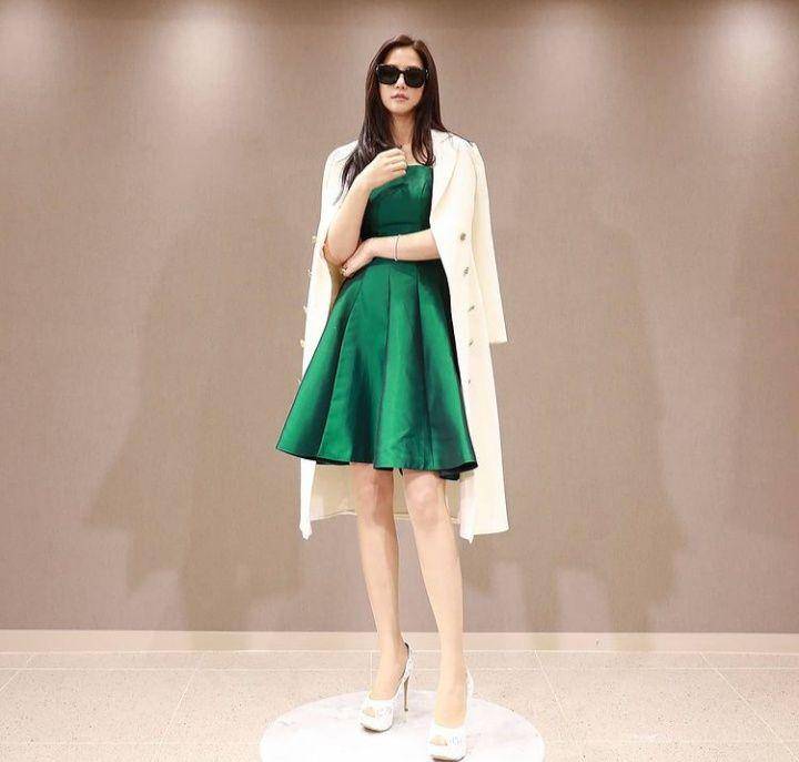 Gong Hyun Joo (instagram.com/konghyunjoo)