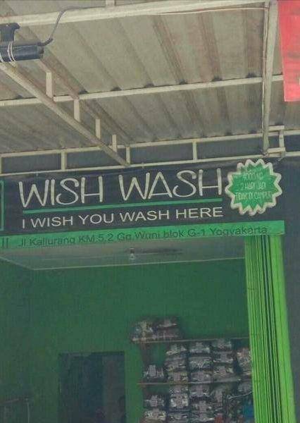 spanduk laundry kocak (1cak.com/whoisyou)