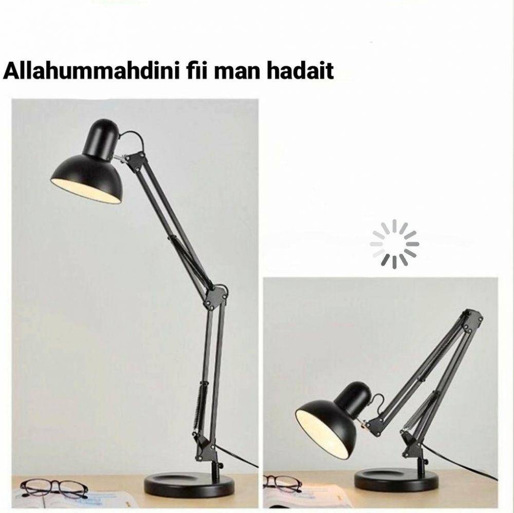 meme lampu belajar (twitter.com/muus_)