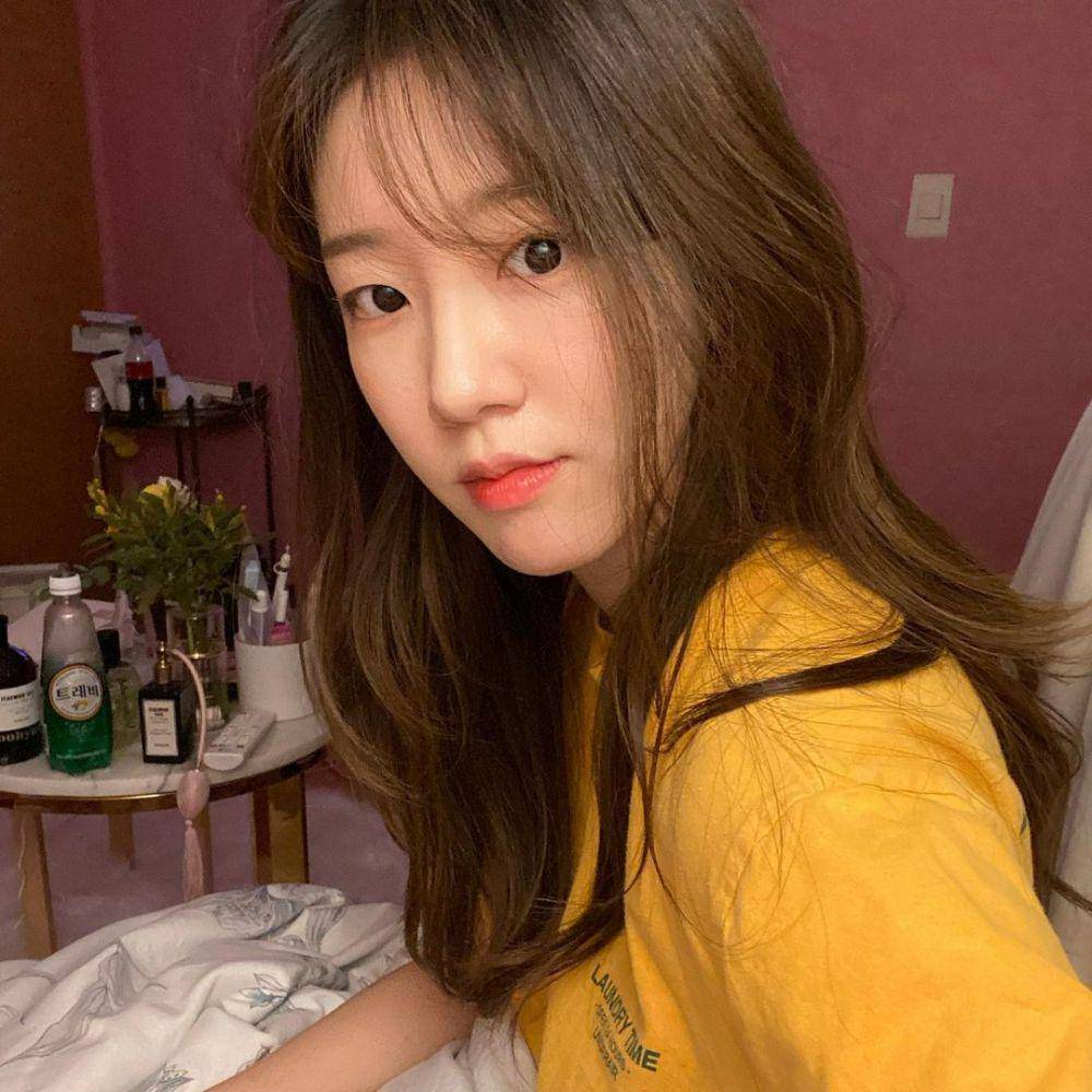 Lee Ji Won (instagram.com/ji_om)