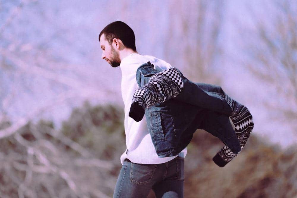 5 Hal yang 'Haram' Kamu Katakan pada Suami, Bisa Lukai Harga Dirinya!