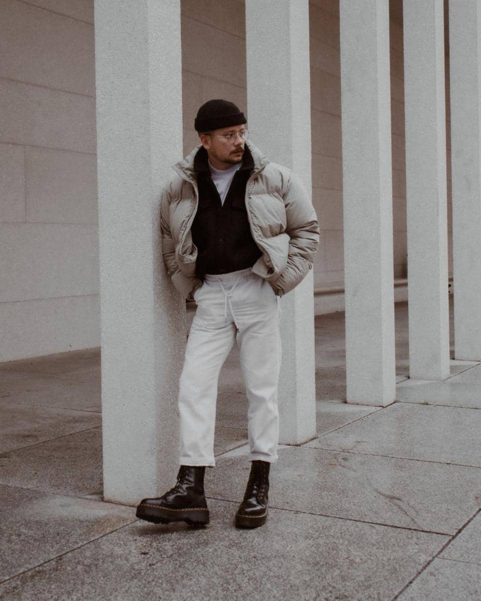 Ilustrasi gaya smart casual(Unsplash/Rodrigo Sümmer)
