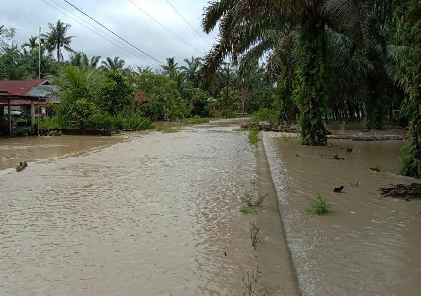 Banjir merendam sejumlah kawasan di Kabupaten Asahan, Sumatra Utara, Minggu (11/7/2021). (Dok BPBD Asahan)