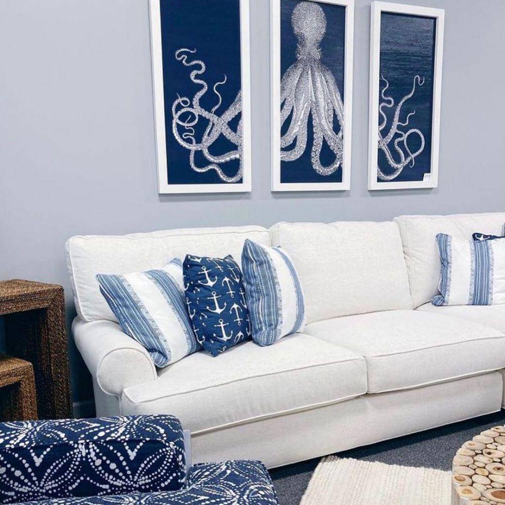 ruang tamu tema nautical (instagram.com/coastaldecor)