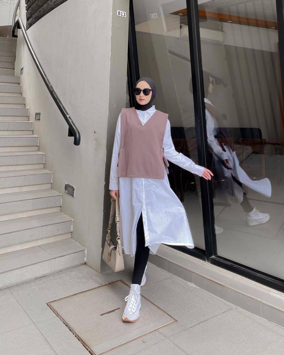Padu padan vest ala Ingrid Yulika (instagram.com/ingridyulikaa)