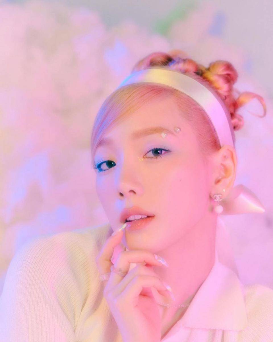 Taeyeon SNSD (instagram.com/taeyeon_ss)