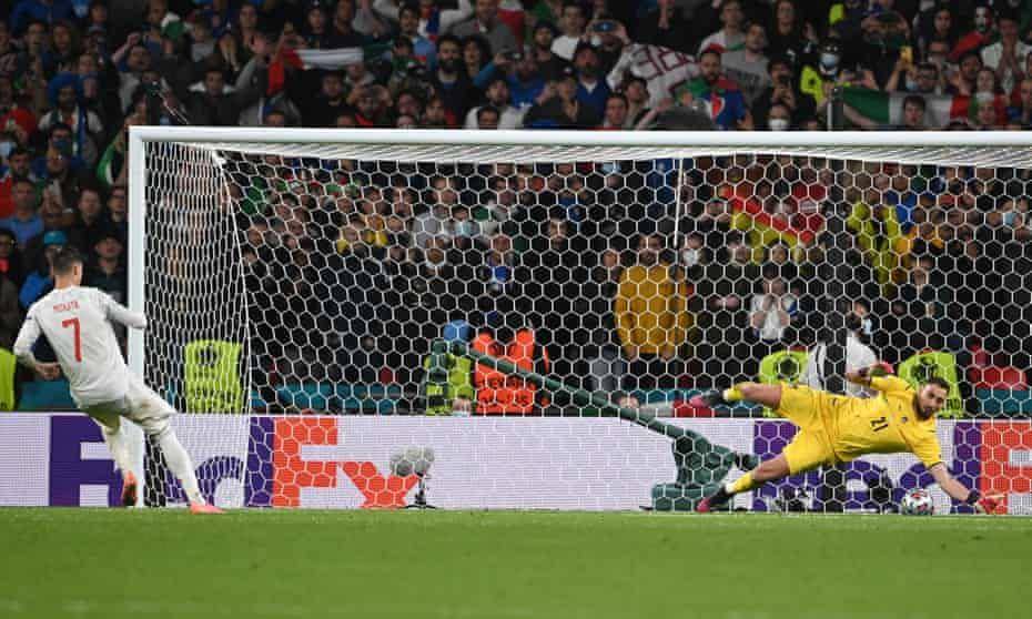 Italia vs Spanyol Piala Eropa 2020 (theguardian.com)